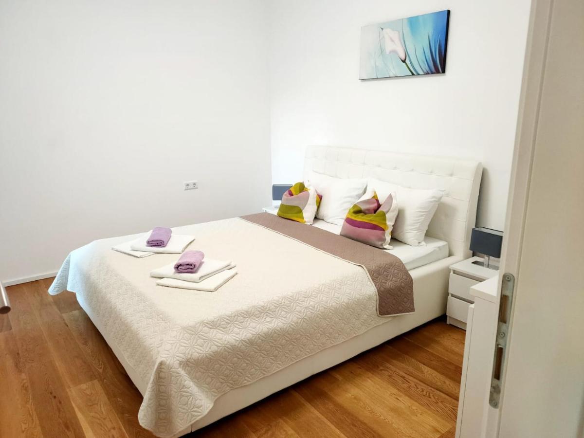 Apartments Elin オミシュ エクステリア 写真